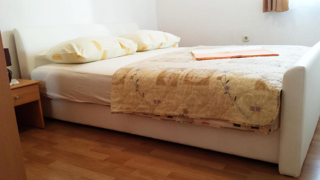 Apartments Sanda Tribunj Tribalj Habitación foto